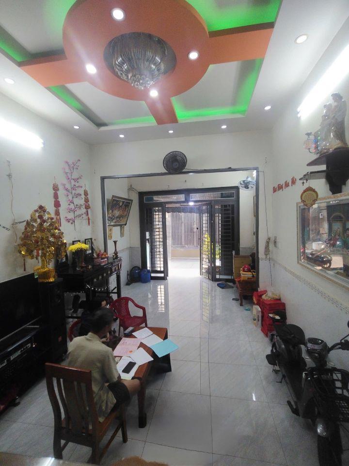 Giảm 500 triệu, bán gấp nhà 3 tầng gần Gò Xoài, 80m², hẻm 5m thông, giáp Tân Phú, 5.x tỷ.  ✅ 