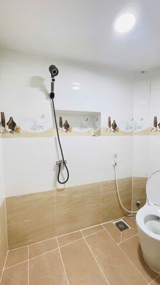 Đi định cư, bán gấp nhà Phú Hòa, 42m², mới tinh, tặng nội thất, gần Chợ Tân Bình, 5.x tỷ  