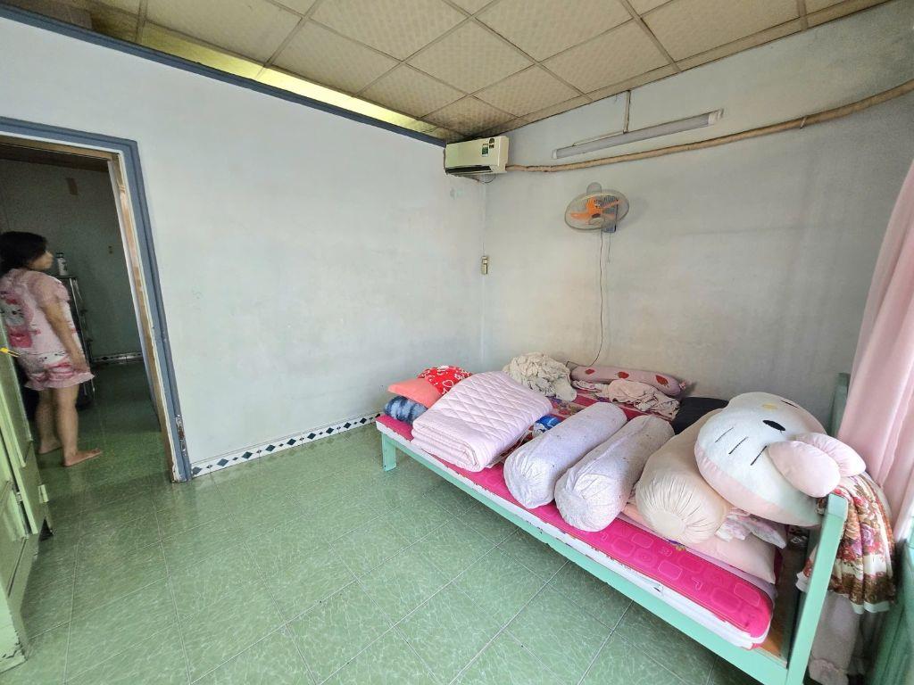 Mặt tiền 6m Hiền Vương, 40m² 4PN gần công viên, đủ tiện ích khu sầm uất Văn Cao, 4.X tỷ. 