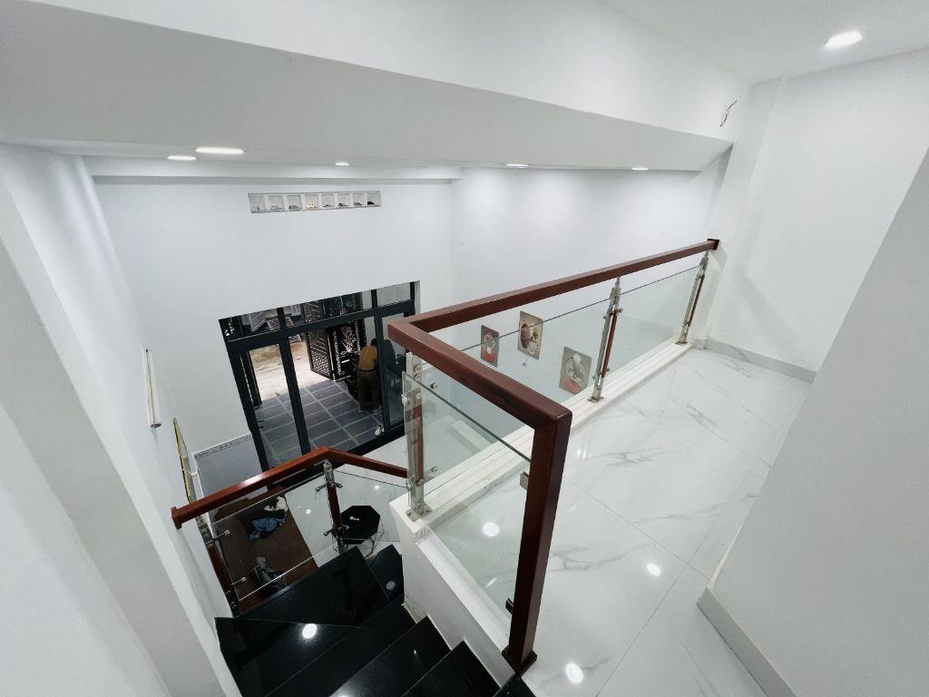 Giảm 500 triệu, nhà Đường Số 19, Bình Tân 55m², HXH thông kế AEON Tân Phú chỉ 4.X tỷ. NGON  