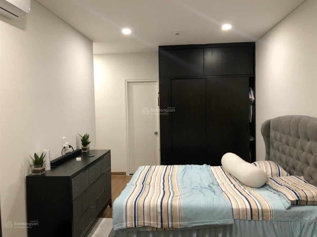 Cần bán  71m2 2pn view mát  giá 4ty590   0799 880 *** vân anh