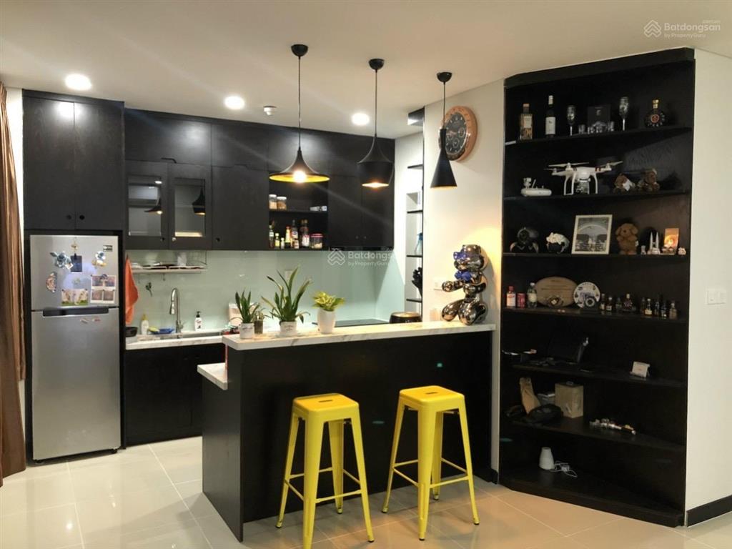 Cần bán  71m2 2pn view mát  giá 4ty590   0799 880 *** vân anh