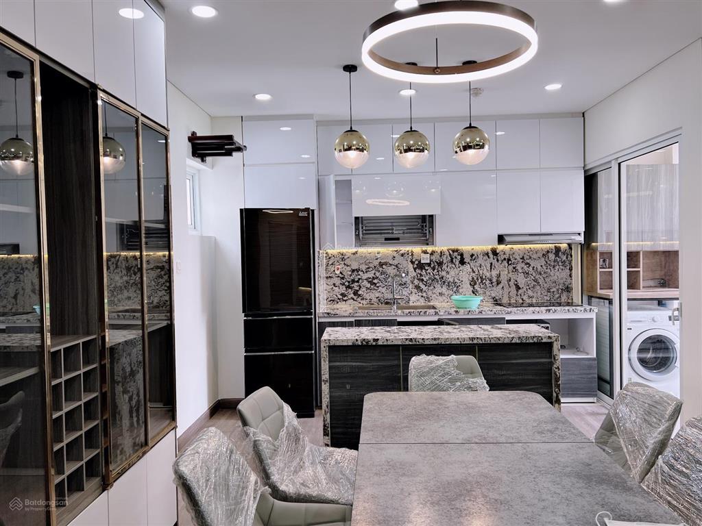 Bán 2pn 75m2 full đồ view đông giá 4ty650   0799 880 *** vân anh ạ