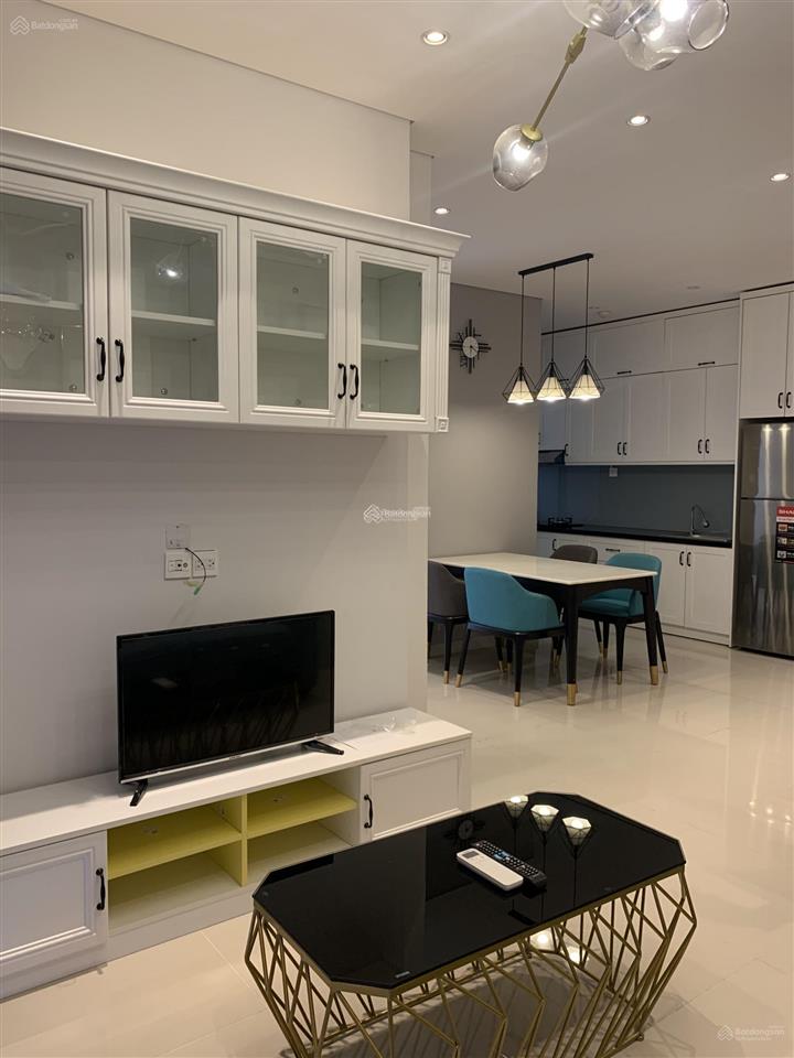 Dọn ở ngay 2pn 2wc 10tr full   0799 880 *** vân anh ạ