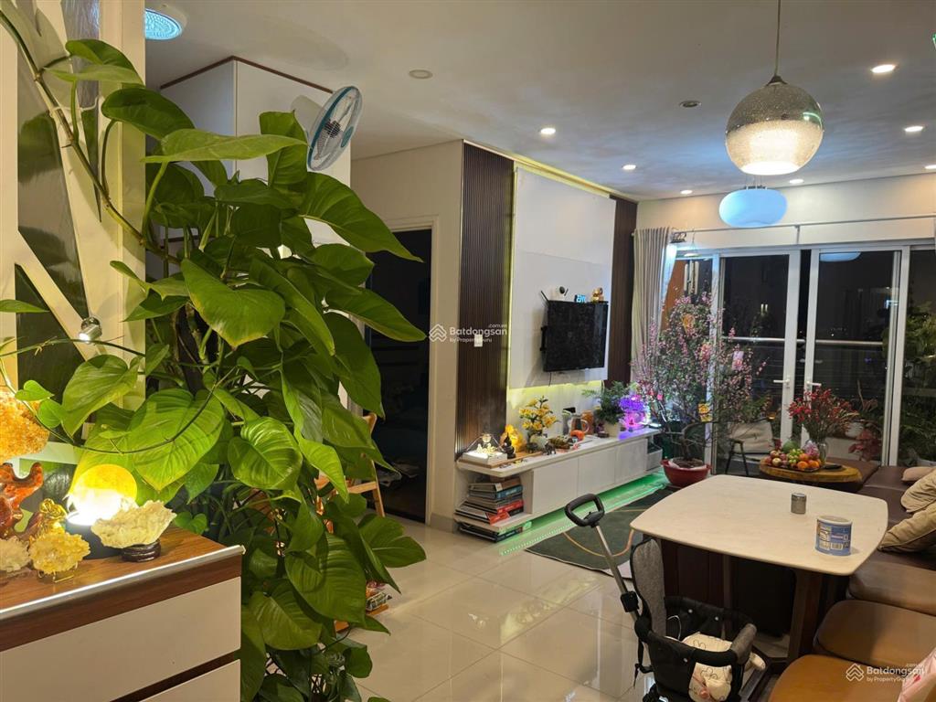 Cho thuê dragon hill 2pn full đồ 10tr  0799 880 ***