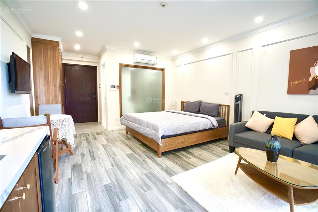 Thuê studio d'capitale. giá 12,5tr/tháng full đồ. vào ở ngay. giá thật