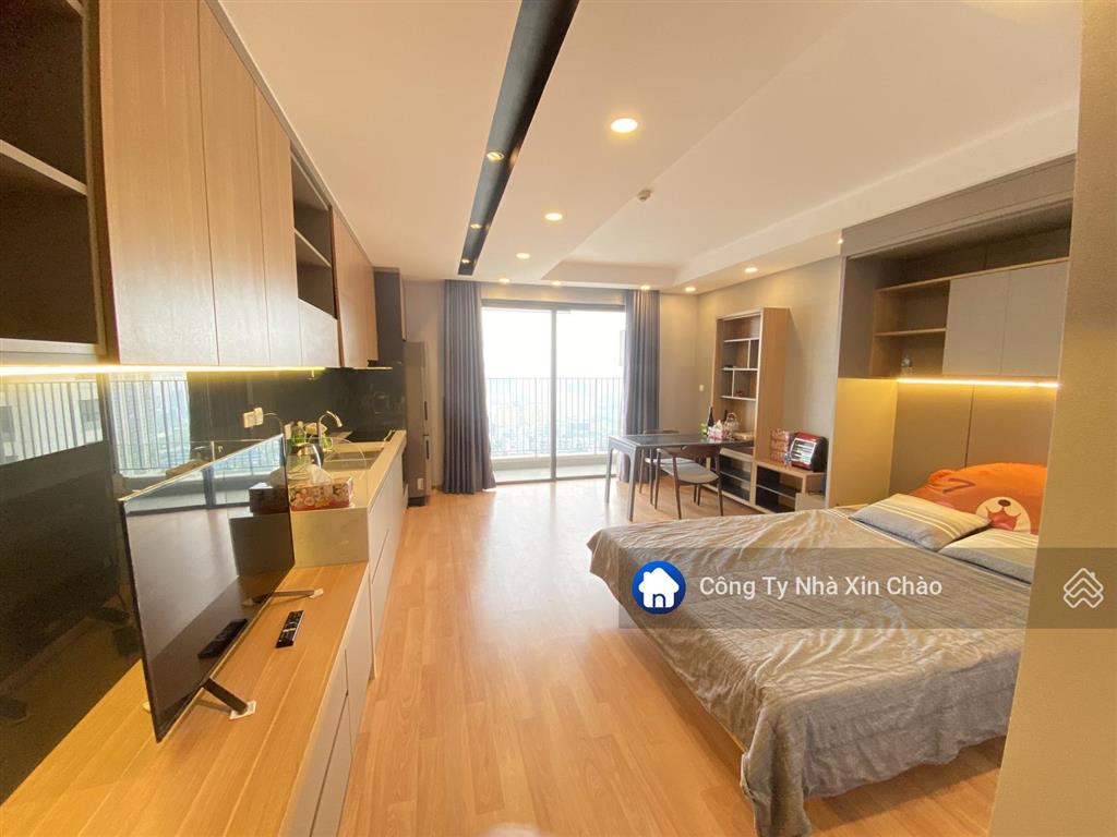 Studio sẵn sổ 50 năm tại d'capitale trần duy hưng. giá cực tốt 3,2 tỷ.  0931 226 ***