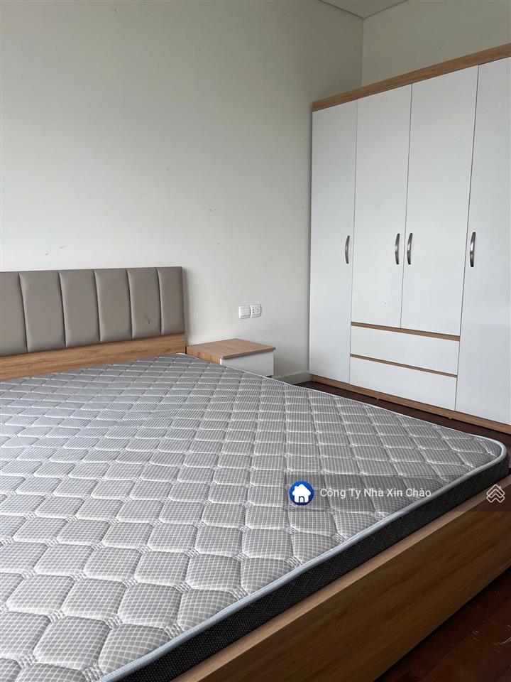 Bán căn 2 ngủ view hồ tòa vip c67 d'capitale giá 9,7 tỷ bao phí cực chất  tòa khối đế vincom