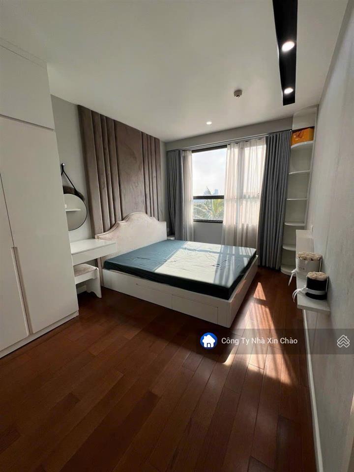 Căn tòa vip c67 d'capitale trần duy hưng. giá 7,99 tỷ, đang tốt quá