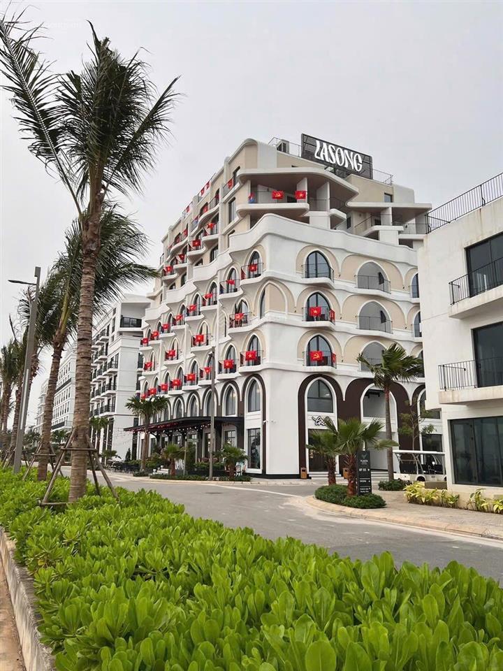 Khách sạn mặt biển boutique hotel sầm sơn