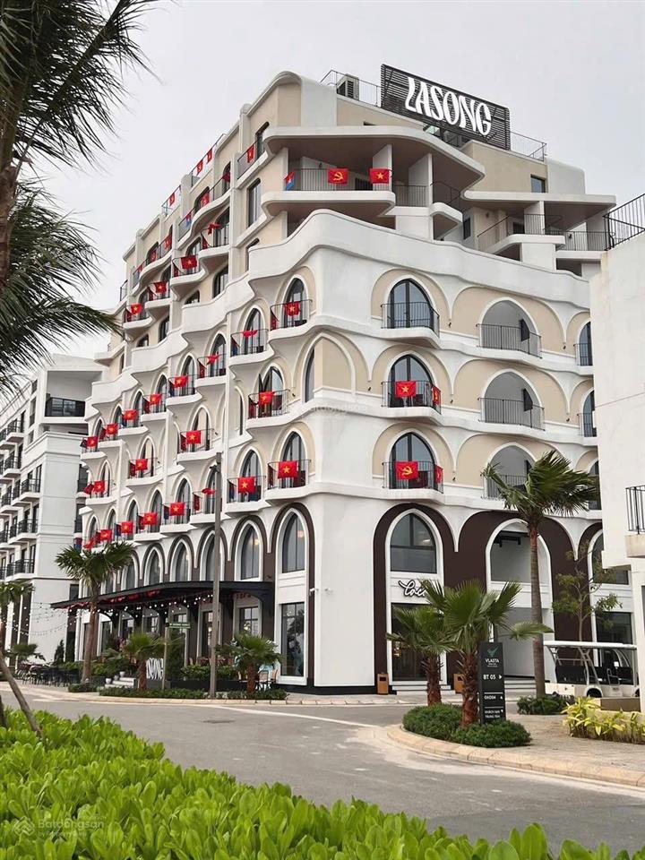 Khách sạn mặt biển boutique hotel sầm sơn