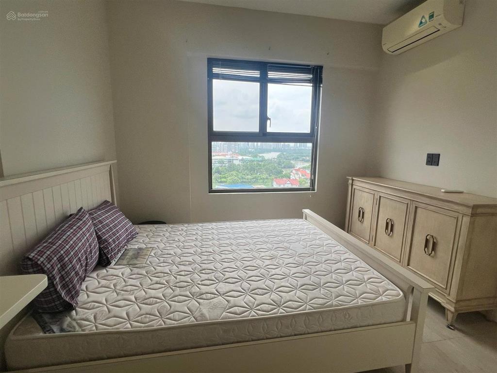 Bán gấp căn hộ 2pn tại saigon south giáp phú mỹ hưng, full nội thất, nhà đẹp view sông giá cực tốt