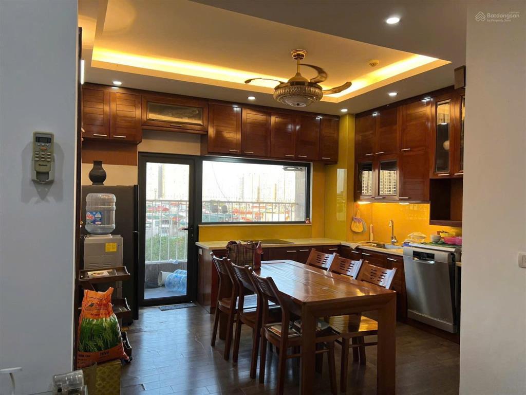 Bán căn hộ chung cư tòa a3 250 minh khai thăng long garden, 114 m2, 3pn, 2wc, nội thất đầy đủ