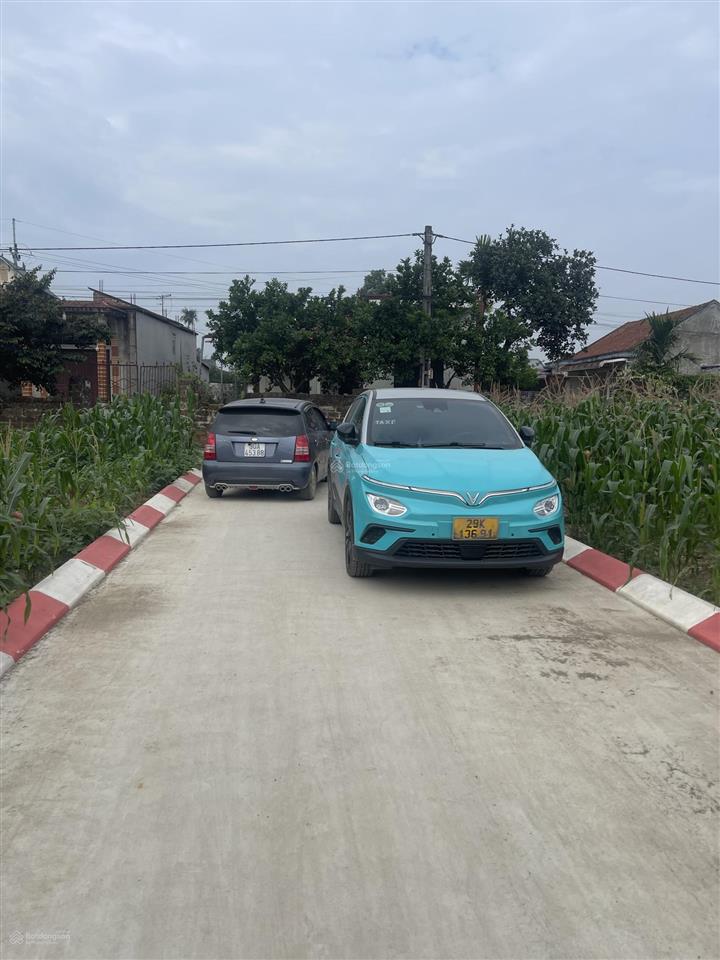 Chính chủ bán lô đất đẹp mỹ lương trần phú hà nội
diện tích 80mv ngõ thông, ô tô
