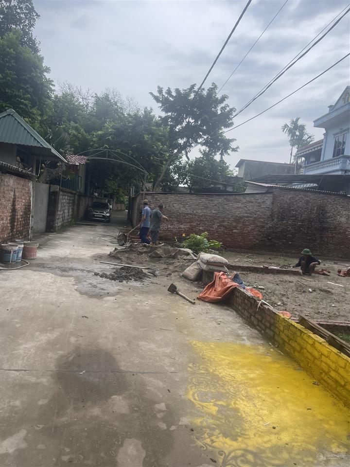Vợ chồng tôi cần tiền bán lô đất cho ai sử dụng. lô đất tại thượng vựcchương mỹ. giá 1,8 tỷ