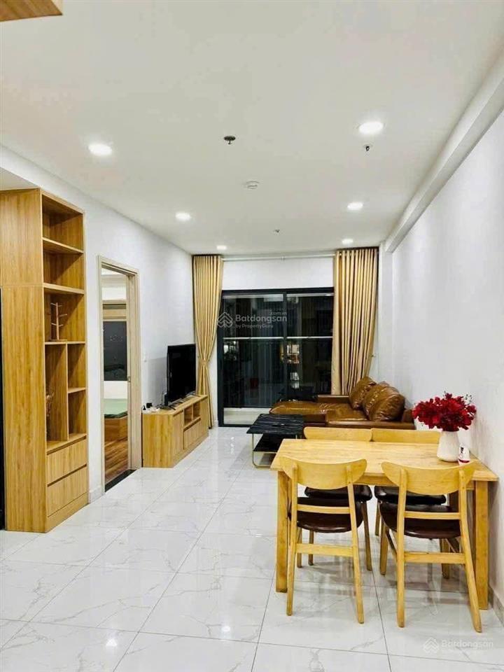 Em cho thuê căn hộ stown thủ đức