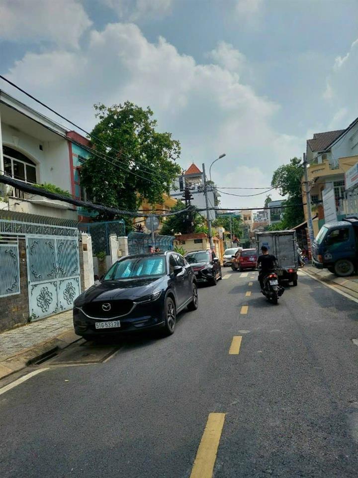 Chdv nguyễn gia trí, bình thạnh, ngay 7 trường đại học lớn, 5 tấm 18 phòng, hẻm 8m, 17,5 tỷ còn bớt