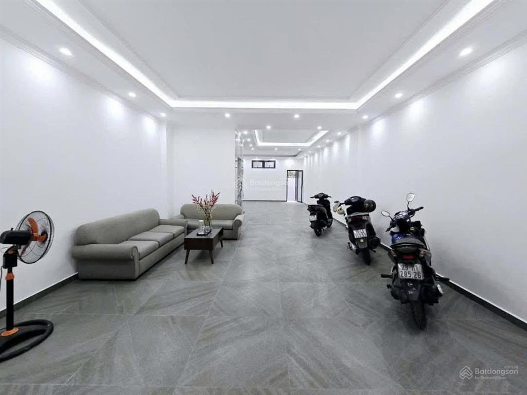 Mặt hồ văn quán, hà đông, 9 tầng thang máy, hai mặt tiền kinh doanh, 72m², dòng tiền 80 triệu/th