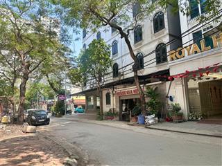 Hàng siêu kín, toà văn phòng, đẹp nhất hà đông, 43 tỷ, 130m2, 8 tầng, thông sàn, gà đẻ trứng vàng.