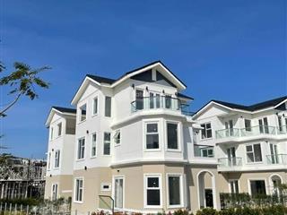 Cần bán gấp căn biệt thự góc bãi dài, cam ranh, khánh hoà giá cực sốc chỉ hơn 6 tỷ.