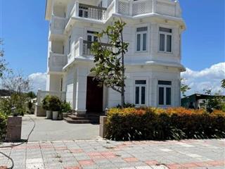 Bán biệt thự 200m2 tại dự án mhdi cam ranh