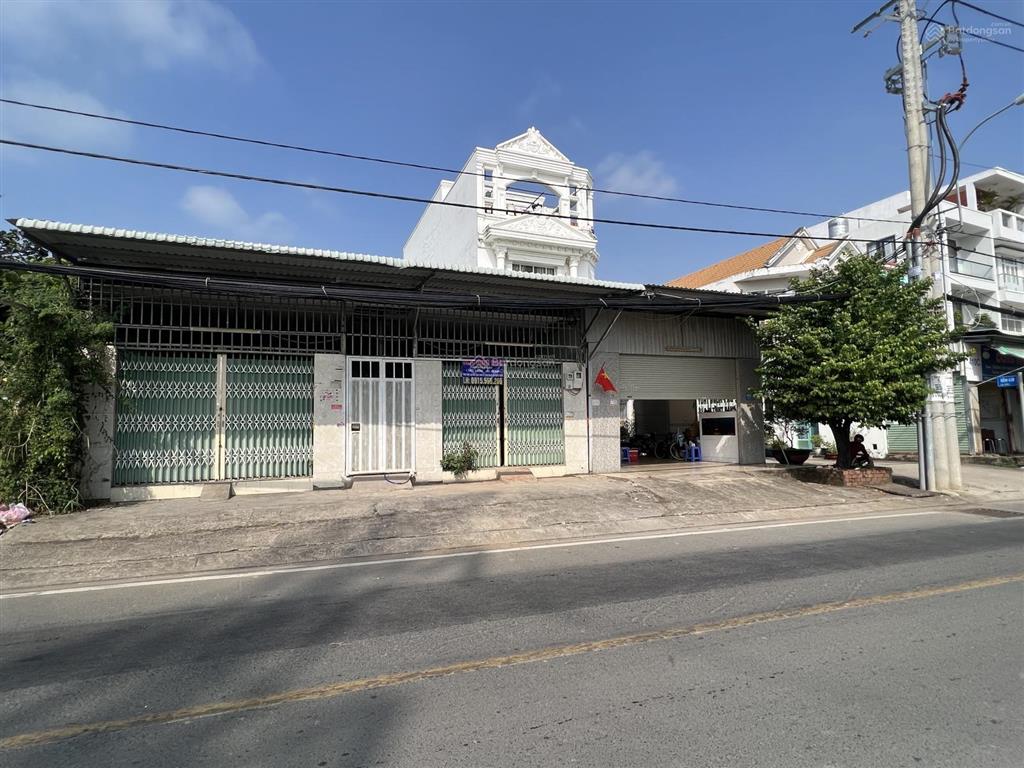 Cho thuê nhà nguyên căn làm kho chứa hàng kinh doanh và ở