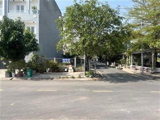 Góc 2 mặt tiền đường 816m tại kdc đào sư tích, phước kiển, nhà bè