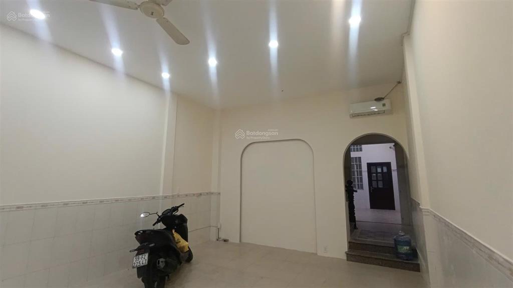 Bán nhà mặt tiền kinh doanh đường số 5 kdc him lam, bình chánh