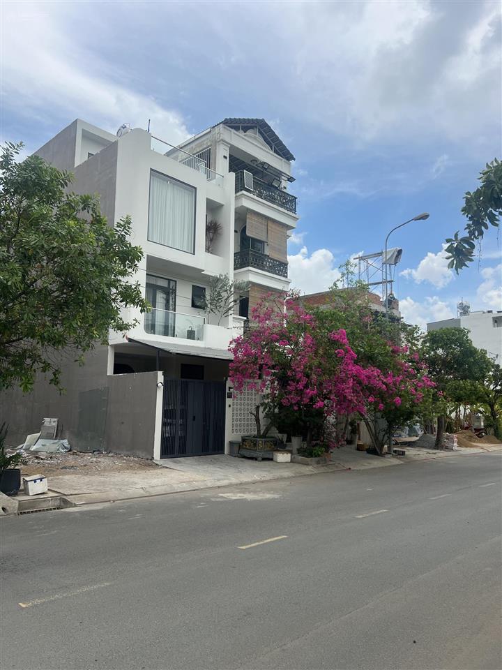 Một lô hiếm có ngang 8x14m tại trục đường 16m kdc đào sư tích, nhà bè