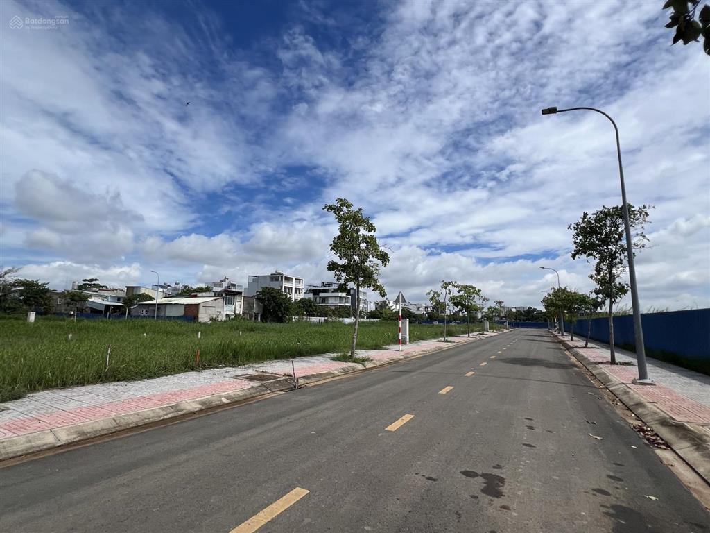 Một lô đất nền giá tốt đầu tư tại kdc đào sư tích residence đường 16m, vị trí đẹp