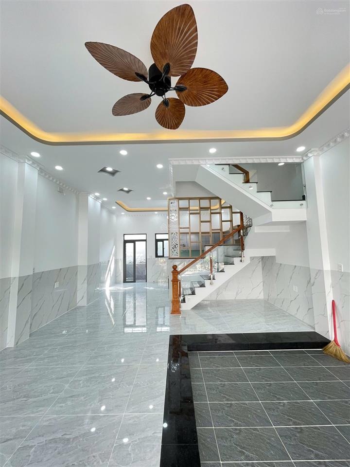 Bán nhà kdc đào sư tích, view công viên cây xanh thoáng mát giá tốt thị trường.