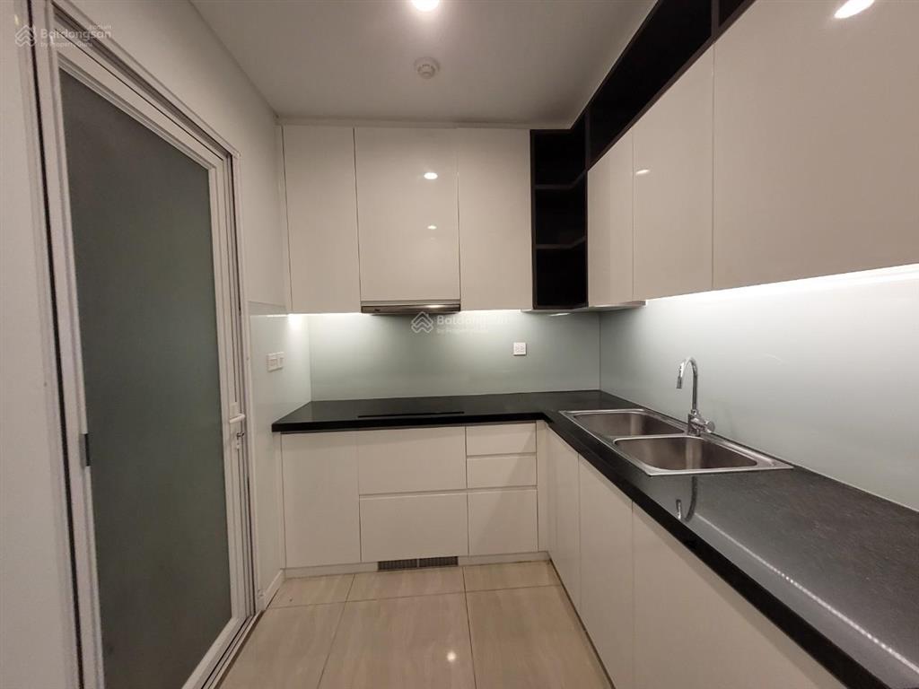 Cho thuê căn hộ chung cư sadora loại 3pn căn góc diện tích lớn giá 29tr đầy đủ nội thất nhận nhà t8