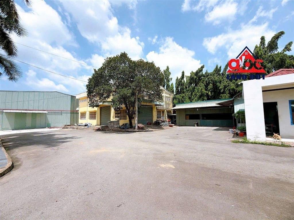 Cho thuê xưởng 5000m2 chỉ 350 tr/th, ngay kcn amata, p. long bình tp. đồng nai