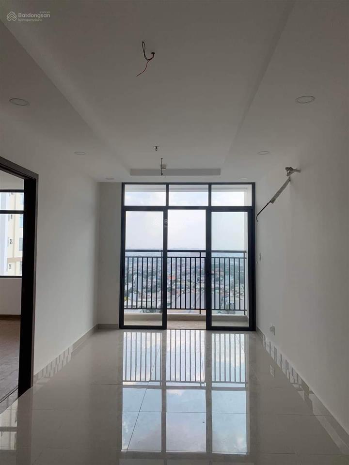 Bán căn hộ chung cư tại phú đông premier, 3,3 tỷ, 68 m2, sổ hồng sẵn, tầng trung