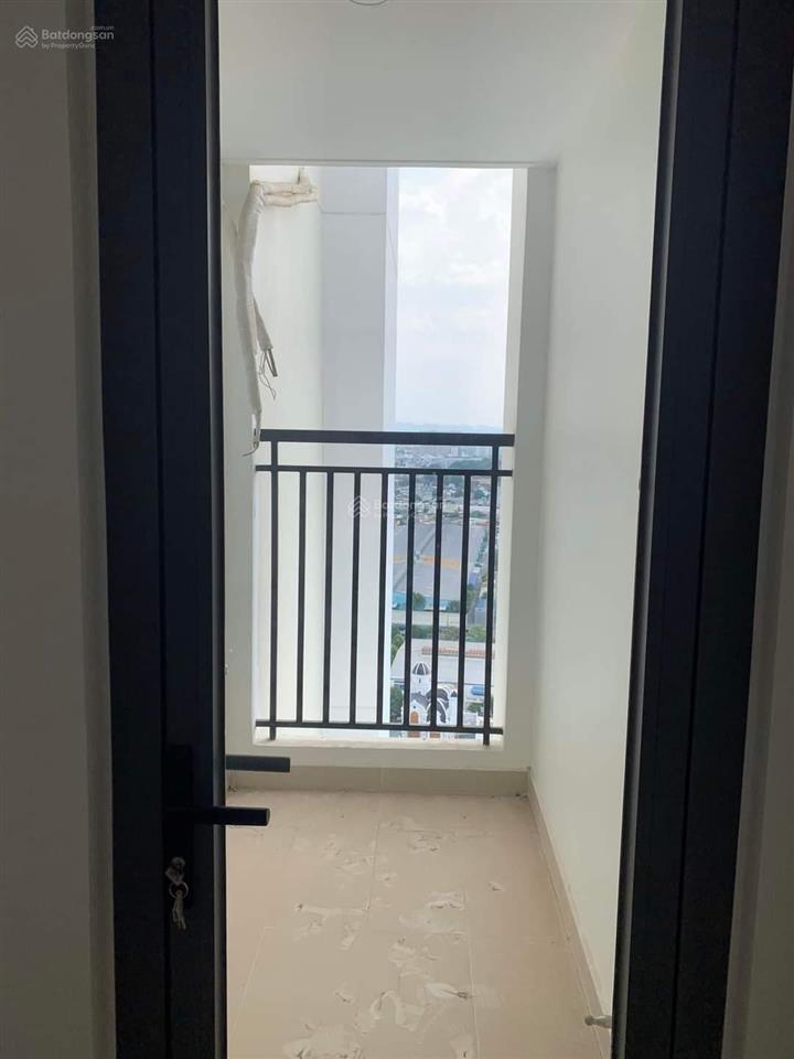 Bán căn hộ chung cư tại phú đông premier, 3,3 tỷ, 68 m2, sổ hồng sẵn, tầng trung