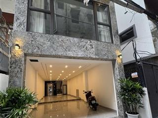 Nguyễn văn cừ  nhà mới 7 tầng thang máy  gara ô tô 7 chỗ  full nội thất cao cấp