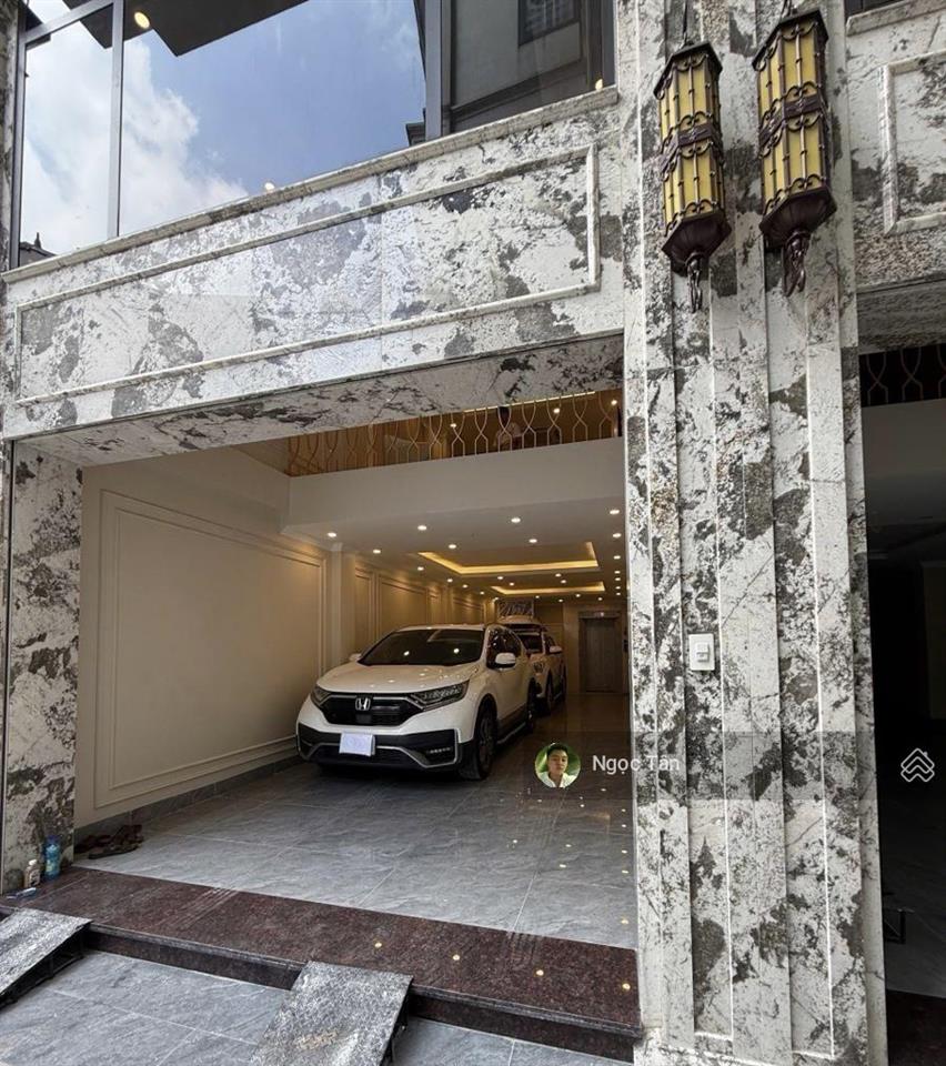 Thạch bàn siêu phẩm 7 tầng thang máy ô tô vào nhà lô góc 3 thoáng full nội thất cao cấp