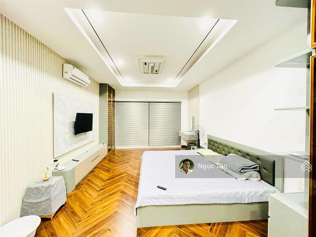 Phố trạm  long biên | 7 tầng thang máy | ô tô đỗ cửa | kinh doanh đỉnh
