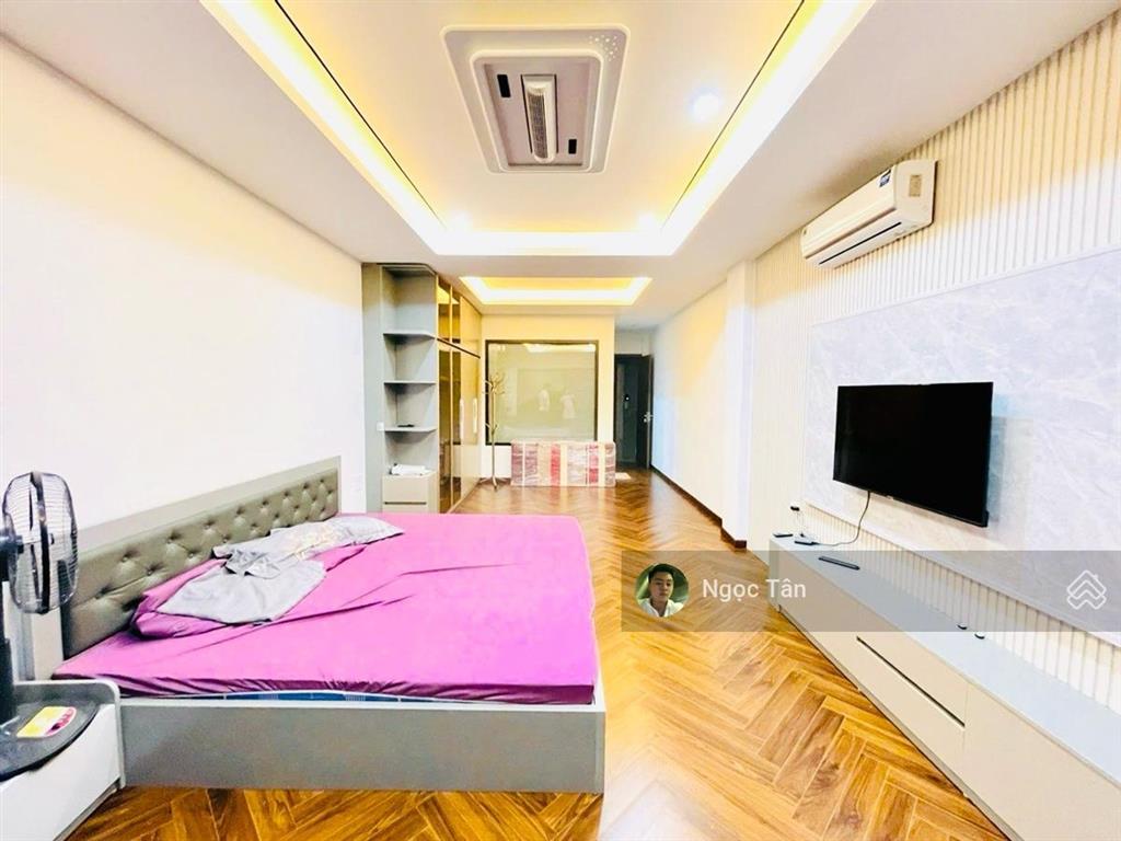 Phố trạm  long biên | 7 tầng thang máy | ô tô đỗ cửa | kinh doanh đỉnh