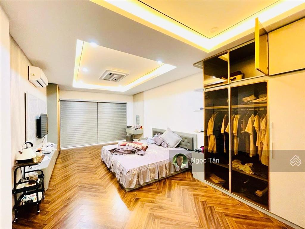 Phố trạm  long biên | 7 tầng thang máy | ô tô đỗ cửa | kinh doanh đỉnh