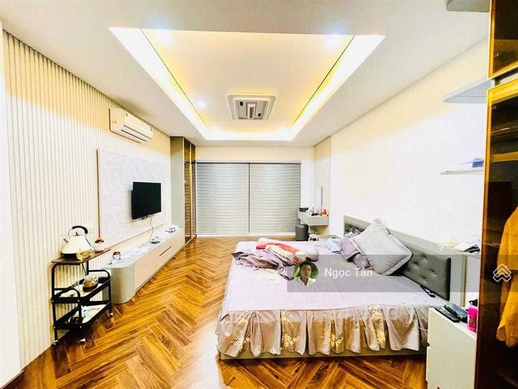 Phố trạm  long biên | 7 tầng thang máy | ô tô đỗ cửa | kinh doanh đỉnh