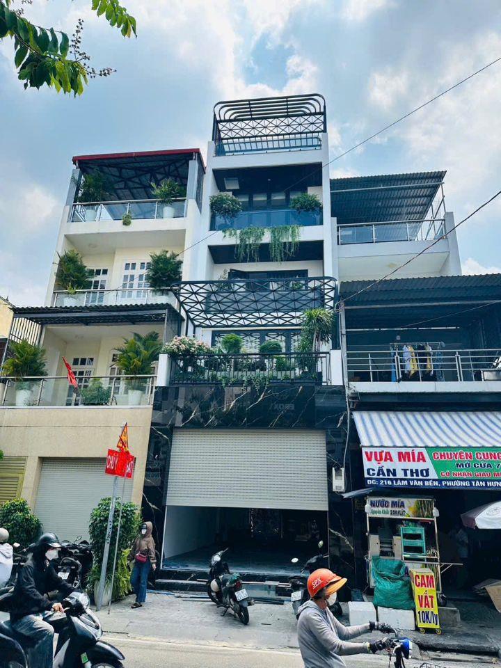 nhà 4.8x18m 4 lầu Lâm văn Bền phường Tân Quy Quận 7