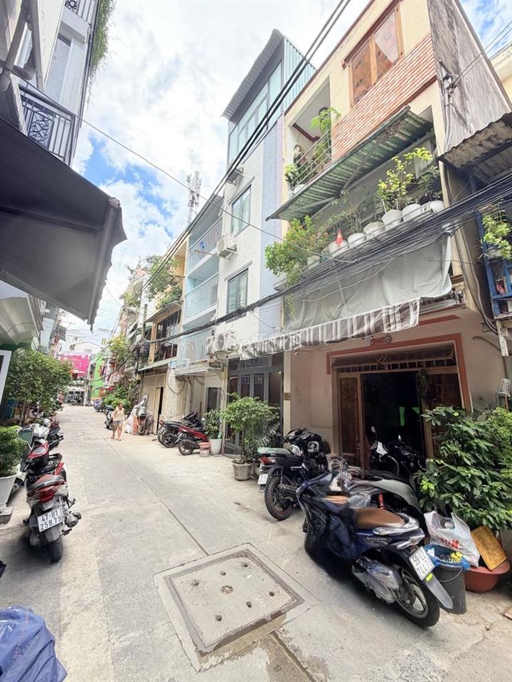 Nguyễn Trung Ngạn, Quận 1 Giá chào 6,5 tỷ.