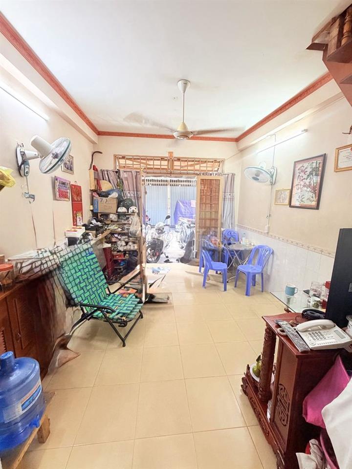 Nguyễn Trung Ngạn, Quận 1 Giá chào 6,5 tỷ.