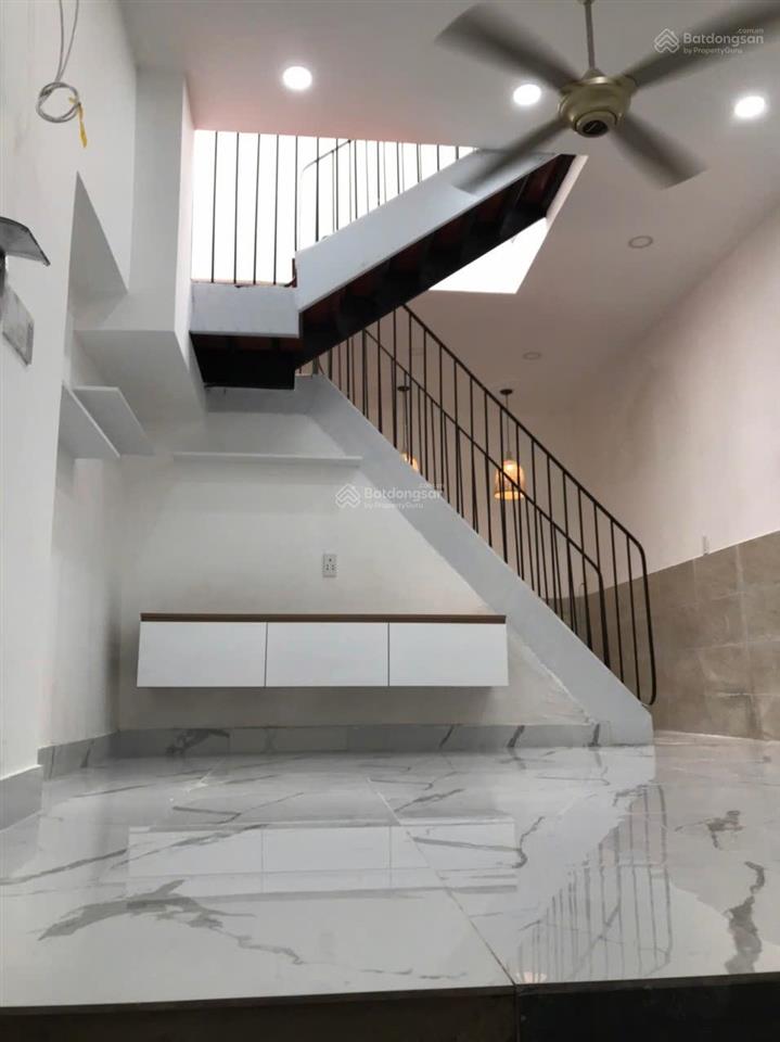 Nhà bán hồng bàng 2 tầng (2pn  2wc)  quận 11