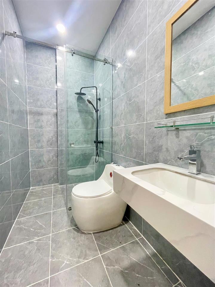 Nhà sổ hồng riêng 64m2  trục chính kdc kinh doanh buôn bán đa ngành nghề