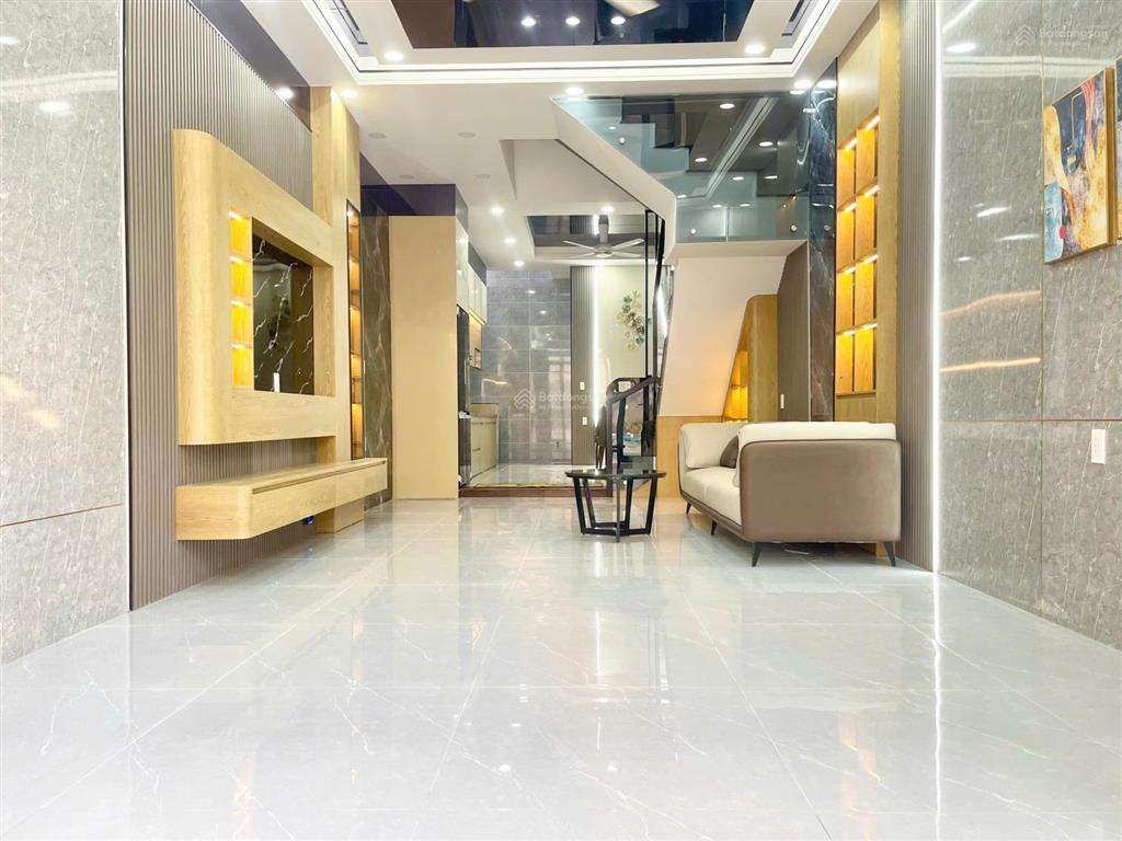 Nhà sổ hồng riêng 64m2  trục chính kdc kinh doanh buôn bán đa ngành nghề