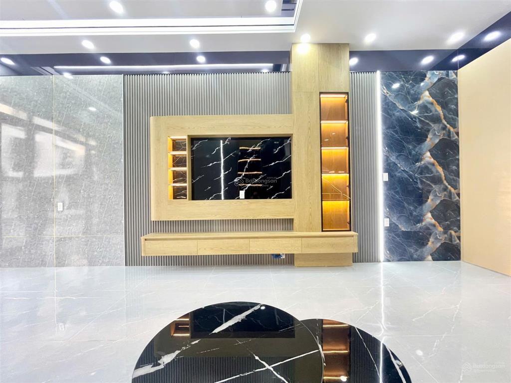 Nhà sổ hồng riêng 64m2  trục chính kdc kinh doanh buôn bán đa ngành nghề