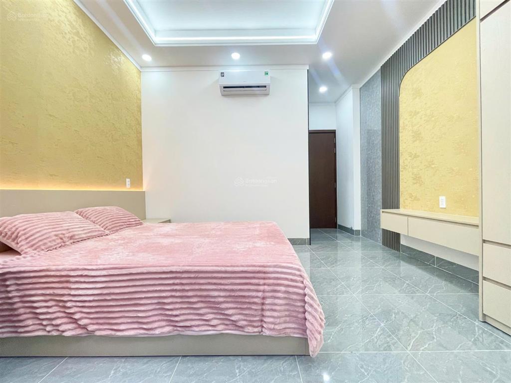 Nhà sổ hồng riêng 64m2  trục chính kdc kinh doanh buôn bán đa ngành nghề