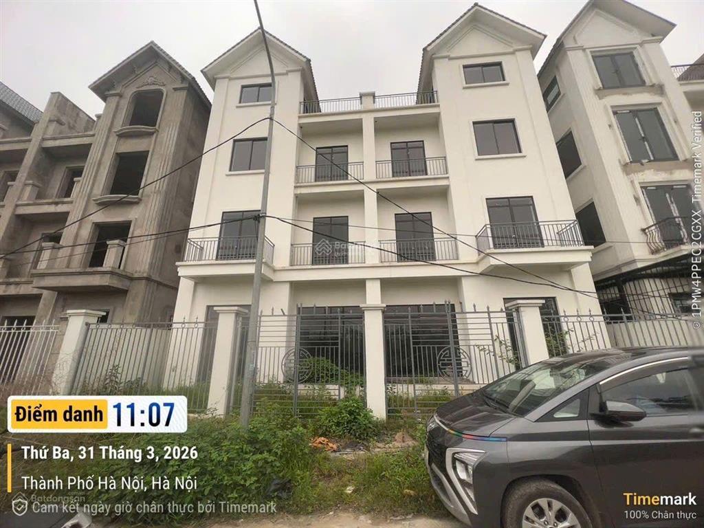 Cho thuê 2 căn bt đập thông dt 220m² giá 35tr